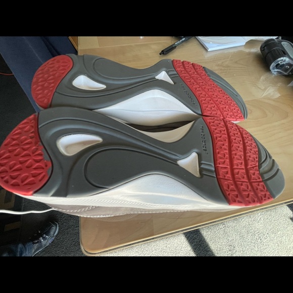 New Balance Limited Edition Gray leather Women’s 9 EUC cross trainers - Picture 8 of 11